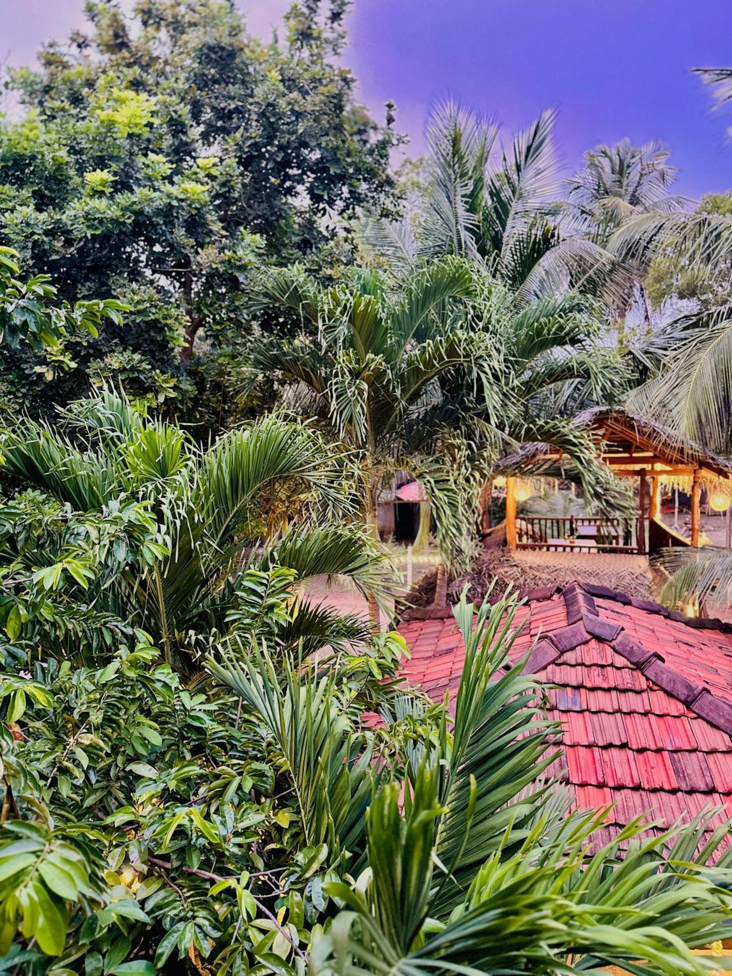 Rekawa Turtle Gate Hotel Tangalle Esterno foto